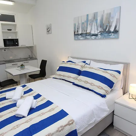 Idyllisches Studio-apartment Nur 600 Meter Zum Mit Parkplatz, Wifi, Klima *